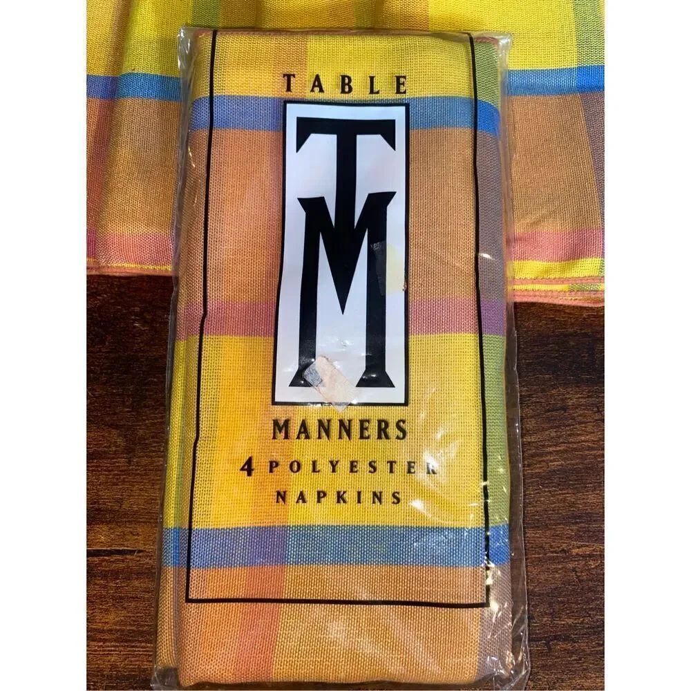 TM Table Manners Plaid 17” x 17” Cloth Table  Napkins - Set of 8